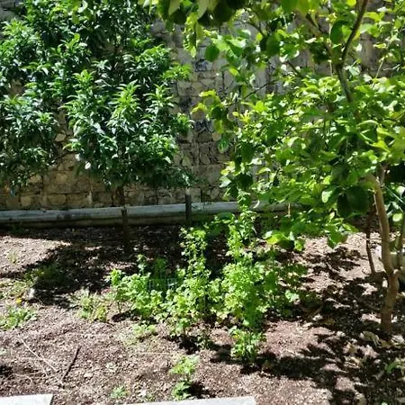 아파트 Casa Al Prino Con Giardino E Box 임페리아