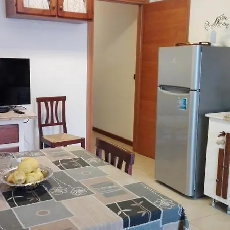 Casa Al Prino Con Giardino E Box