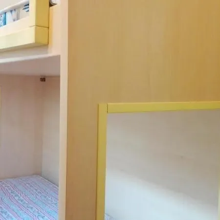 아파트 Casa Al Prino Con Giardino E Box *