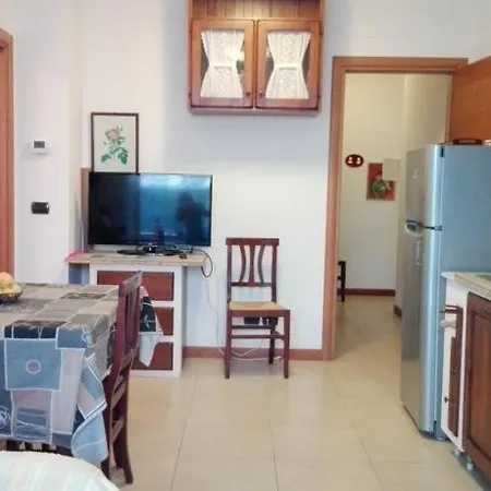 Apartment Casa Al Prino Con Giardino E Box Imperia